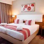 Hotel Ramada Plaza By Wyndham Craiova