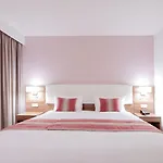 Ramada Plaza By Wyndham Hotel Craiova