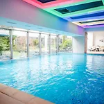 Hotel Ramada Plaza By Wyndham Craiova