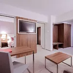 Ramada Plaza By Wyndham Hotel Craiova