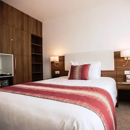 Ramada Plaza By Wyndham