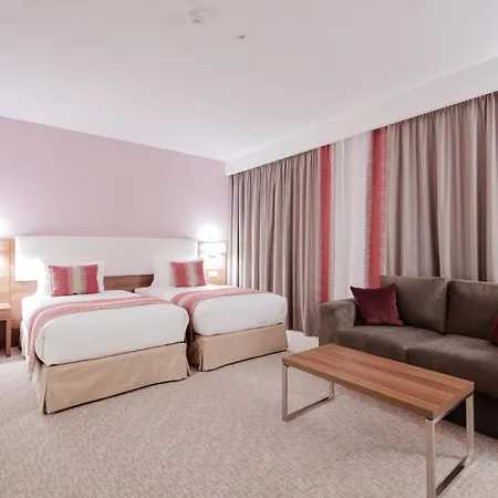 Hotel Ramada Plaza 4*