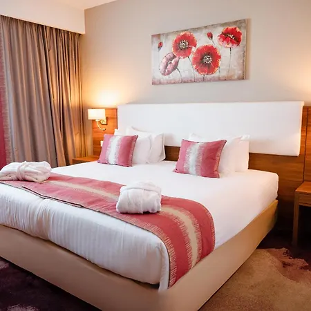 Hotel Ramada Plaza By Wyndham Craiova