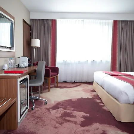 Hotel Ramada Plaza By Wyndham
