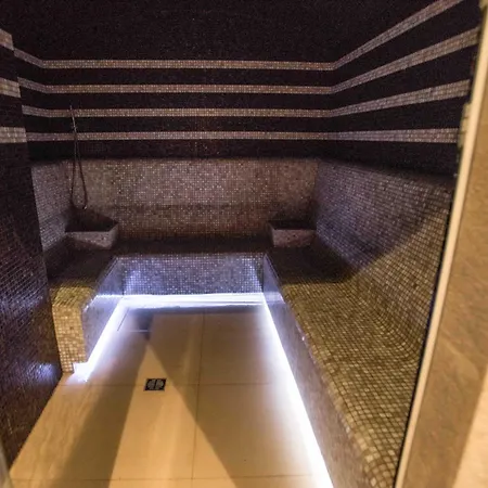 Ramada Plaza 4* Craiova