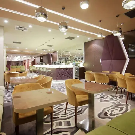 Ramada Plaza By Wyndham Hotel Craiova