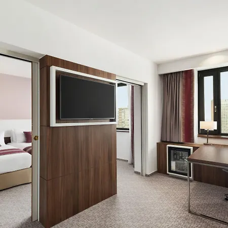 Ramada Plaza By Wyndham Craiova