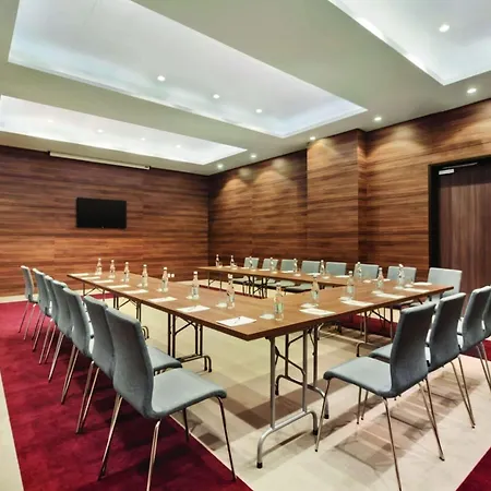 Hotel Ramada Plaza By Wyndham 4*