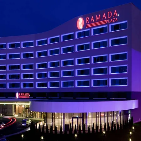 Ramada Plaza 4*