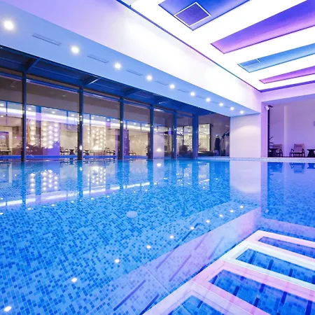 Hotel Ramada Plaza By Wyndham Craiova