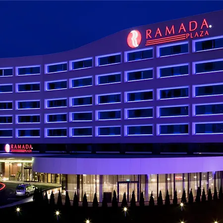 Ramada Plaza 4*