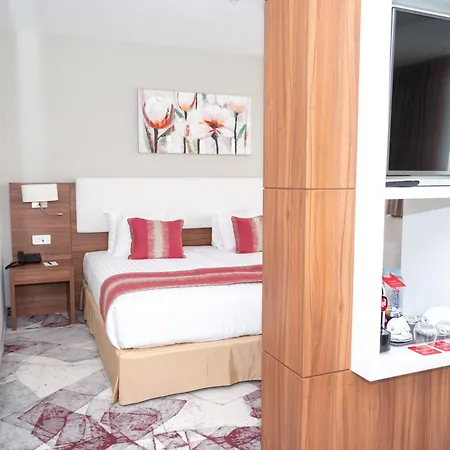 Ramada Plaza By Wyndham 酒店 4*