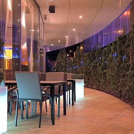 Hotel Ramada Plaza By Wyndham