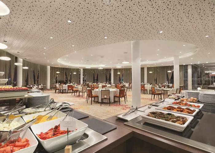 Ramada Plaza By Wyndham Κραϊόβα