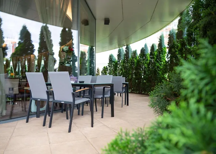 Ξενοδοχείο Ramada Plaza By Wyndham 4*