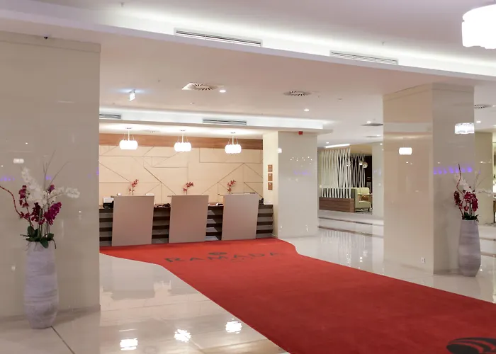 酒店 Ramada Plaza By Wyndham 4*