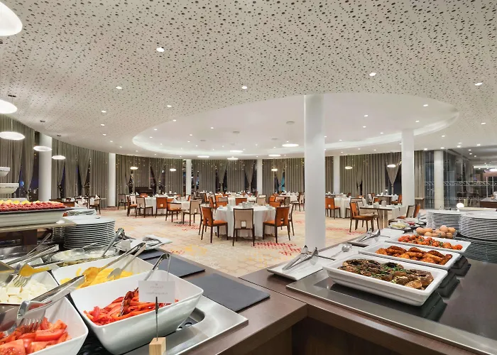 Ramada Plaza By Wyndham 酒店 4*