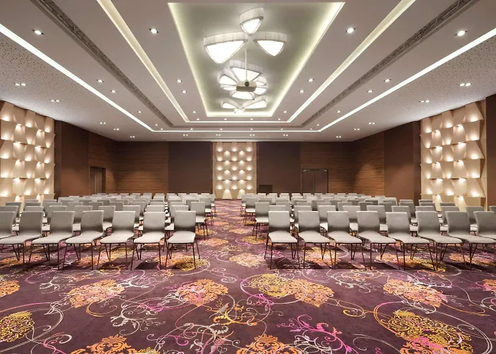 Ramada Plaza By Wyndham 4* Κραϊόβα