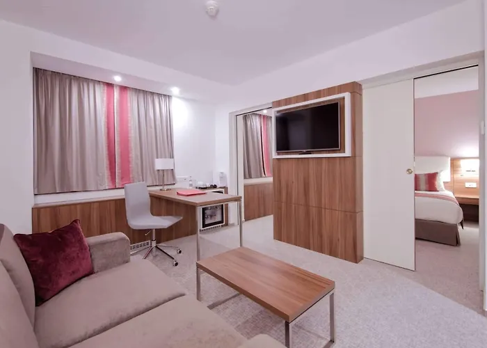 Ramada Plaza By Wyndham 酒店 4*