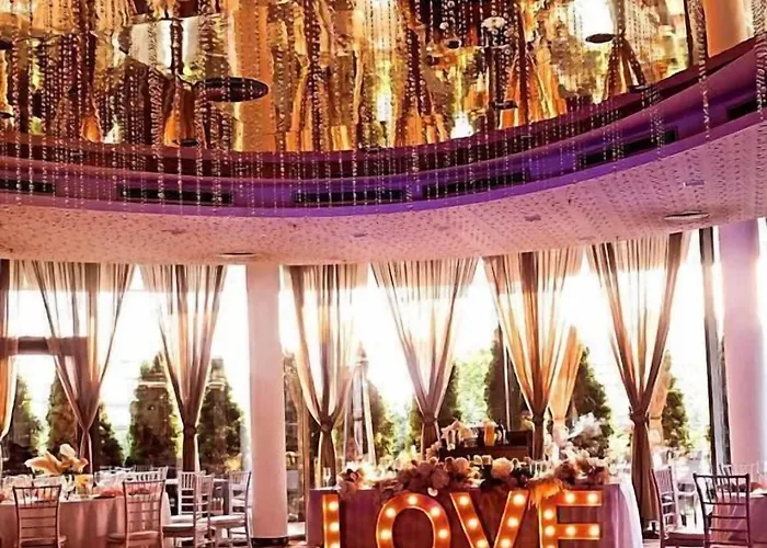 Ramada Plaza By Wyndham