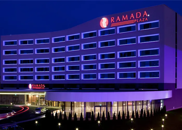 Ramada Plaza 4*